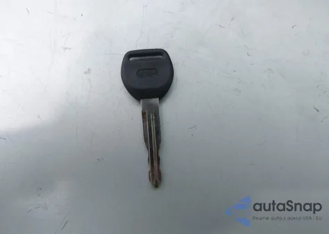 2000 Honda Civic Dx from USA, damaged, VIN JHMEJ6621YS004295